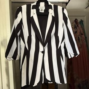 Alberto Makali Black and White Striped Blazer